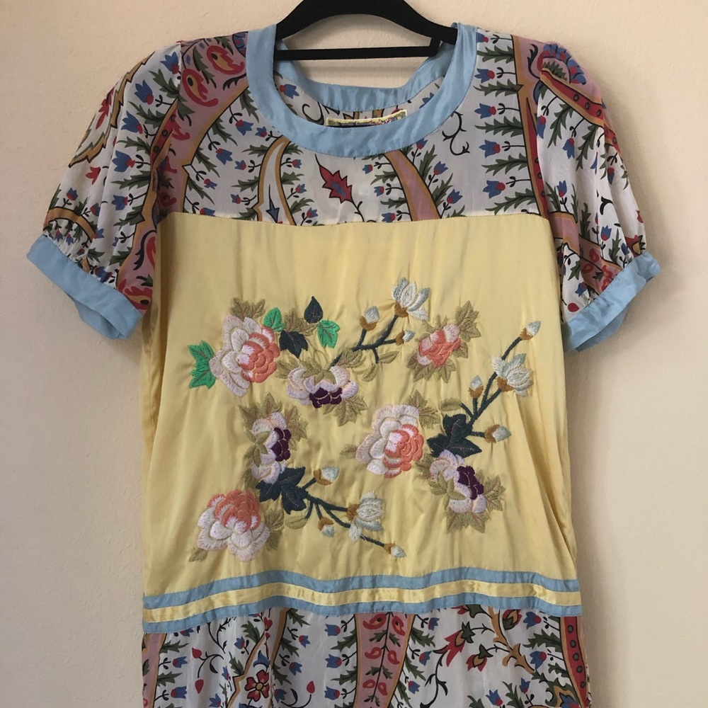 Johnny Was embroidered Blouse